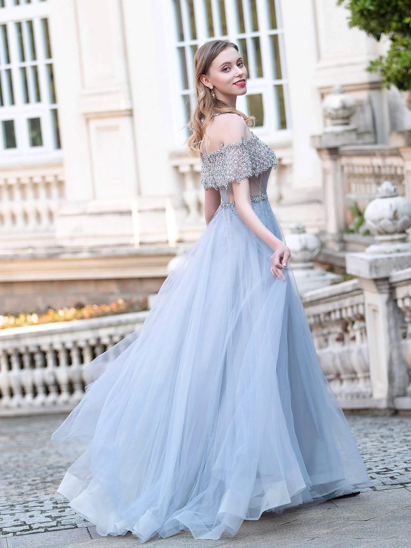 A-Line Tulle Beaded Luxurious Fashion Formal Evening Dresses Short Sleeves Floor Length Prom Dresses by dressblee