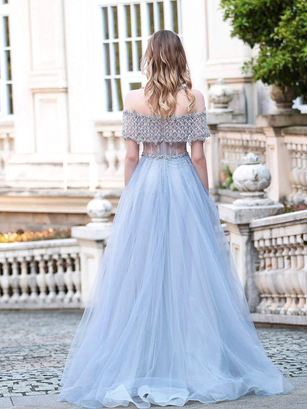 A-Line Tulle Beaded Luxurious Fashion Formal Evening Dresses Short Sleeves Floor Length Prom Dresses by dressblee