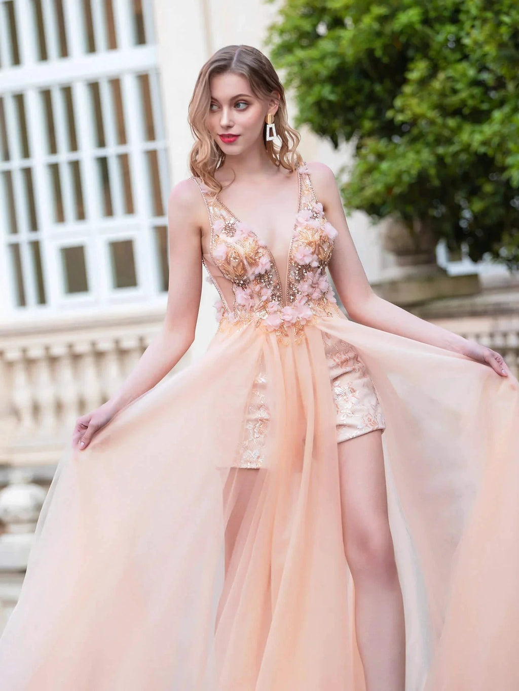 A-line Luxurious Fashion Sexy V-neck Formal Evening Dresses Sleeveless Floor Length Prom Dresses by dressblee