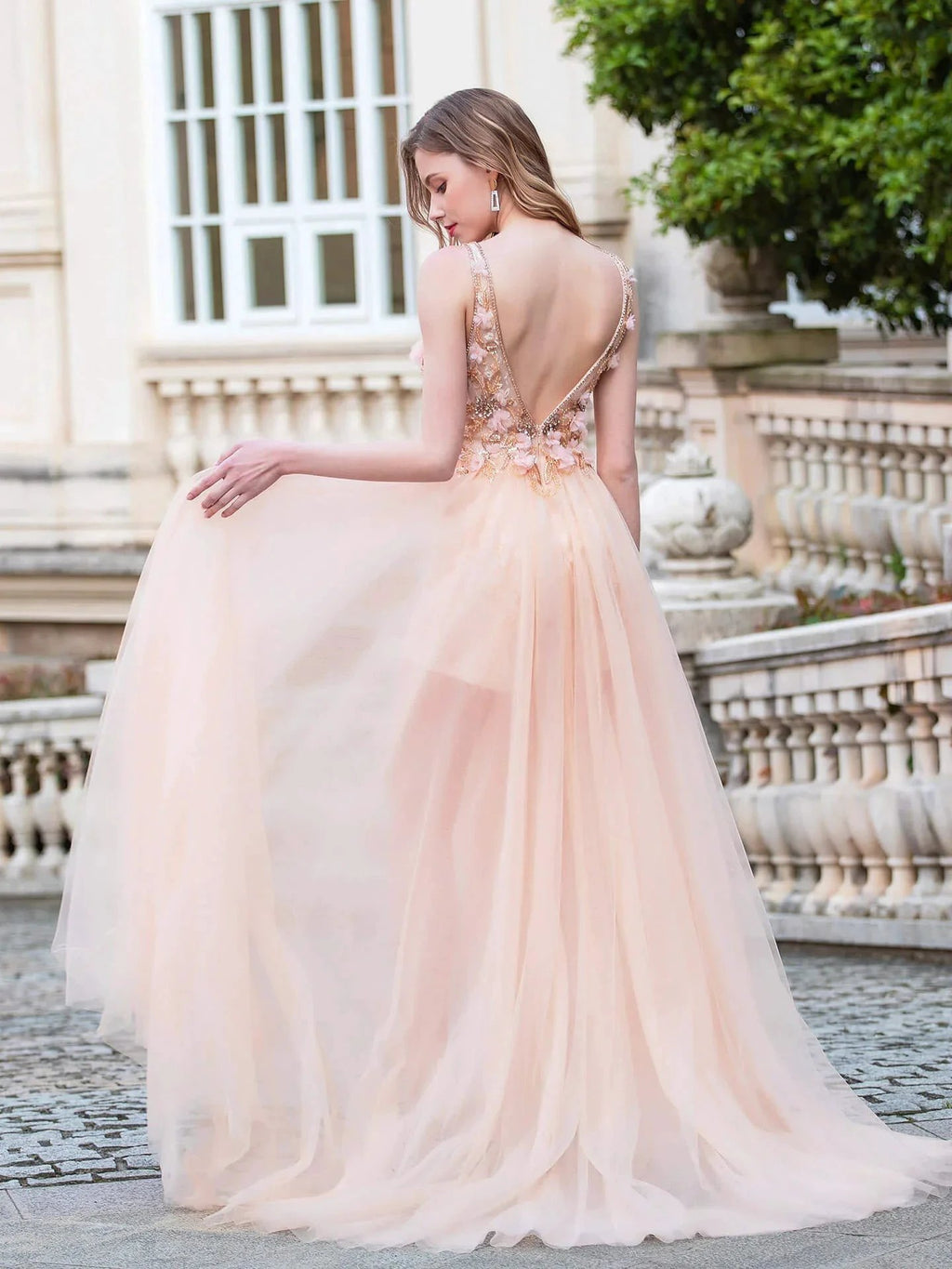 A-line Luxurious Fashion Sexy V-neck Formal Evening Dresses Sleeveless Floor Length Prom Dresses by dressblee