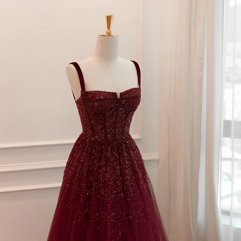 Gothic Burgund Spaghettiträger Pailletten Perlen Formales Ballkleid Tüll Party Abendkleid Y7586