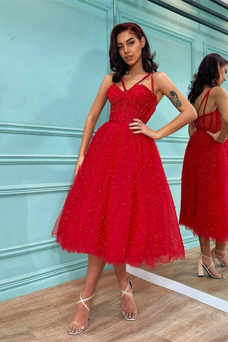 Kurzes rotes A-Linien-Abendkleid mit Herzausschnitt und rückenfreiem Tüll