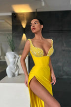 Sweetheart Yellow Mermaid Prom Dress with Slit and Beads by BIZTUNNEL