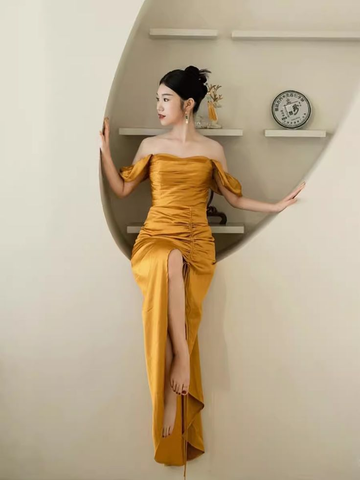 Etuikleid Off The Shoulder Gelb Plissee Ballkleid Schlitz Abendkleid Y7598