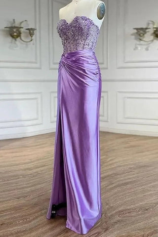 Eirene | Vestido de fiesta largo de satén con escote corazón y sirena morado con cuentas