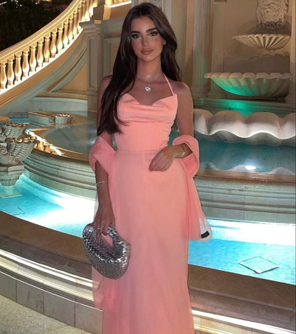 Vestido de fiesta rosa largo sin mangas con cuello halter sexy Y7523