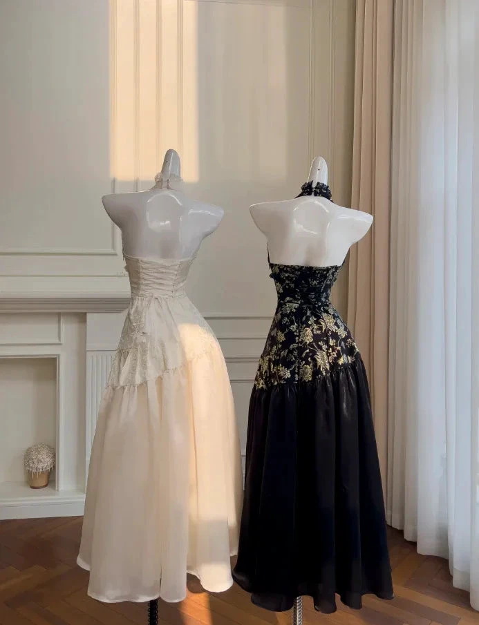 Vestido de noite longo elegante preto com alças ao pescoço, cetim, estampado floral com lantejoulas, corte evasê, vestido de baile Y8568