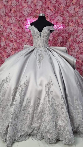 Lujoso vestido de quinceañera plateado con hombros descubiertos, vestido de fiesta plateado Y1157