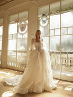 Glamorous Ivory Lace Sweetheart Nec Ball Gown Wedding Dress with Veil SW184