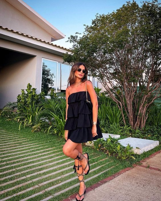 Beautiful Black A-line Strapless Homecoming Dress Y7085 Main Image