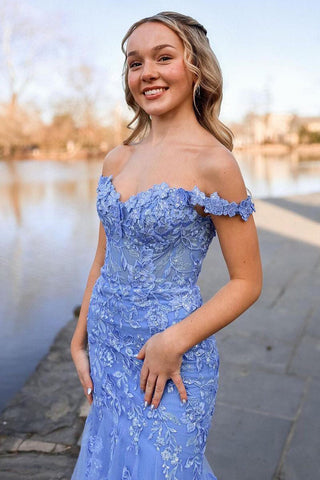 Vestidos de fiesta largos color lavanda con hombros descubiertos, apliques de tul y corte sirena