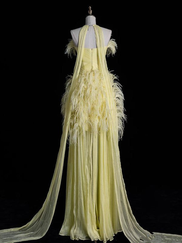 Hermoso vestido de noche amarillo sin tirantes con plumas de tul y vestido formal de noche Y8007