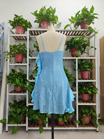 Hermoso vestido de cóctel de gasa con volantes y lentejuelas azules estilo halter, vestido de fiesta Y8251