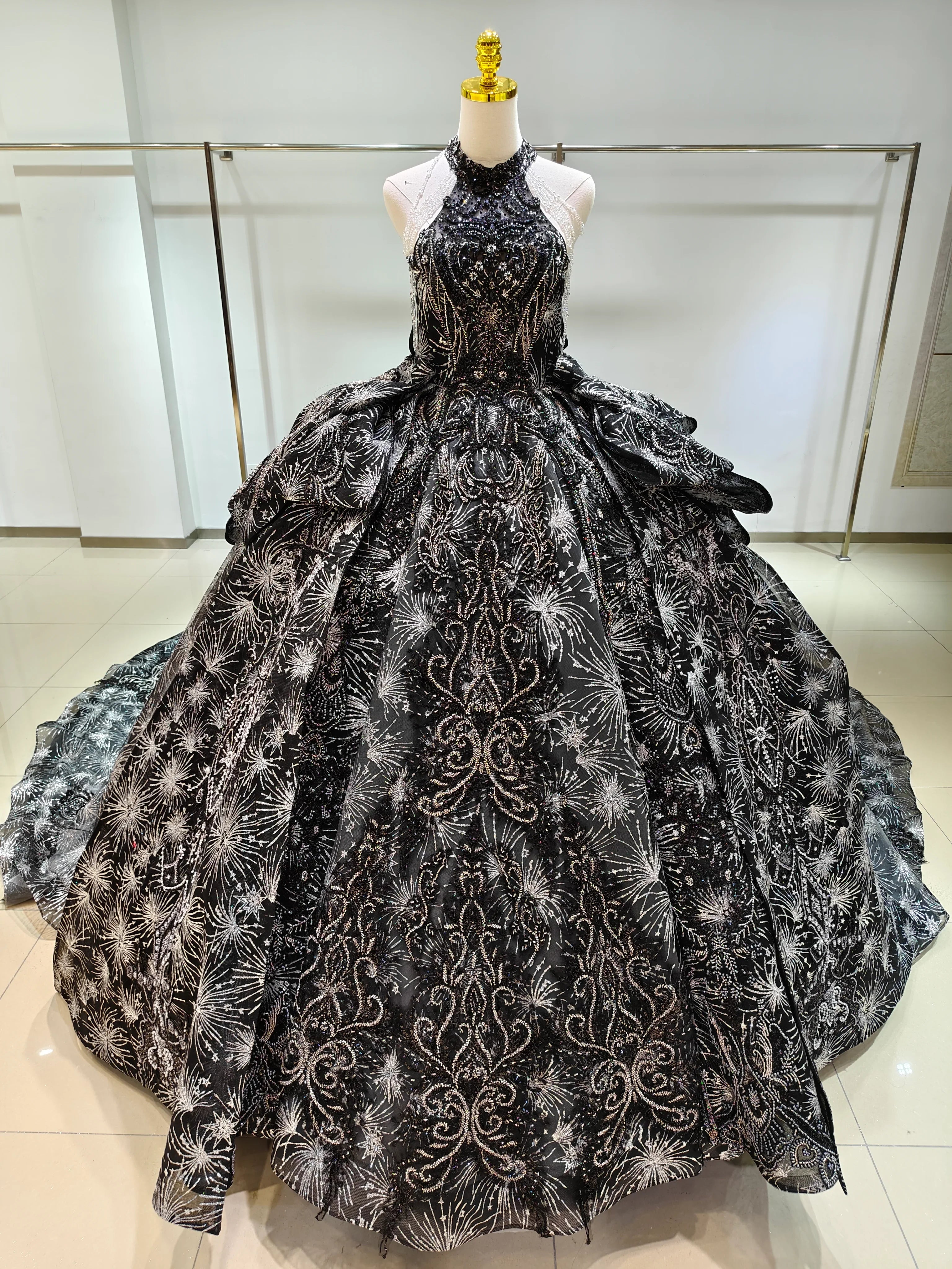 Dramatic Black Halter-Neck Ball Gown Wedding Dress with Firework Sequin Embroidery & Beaded Tassels Ye-2035