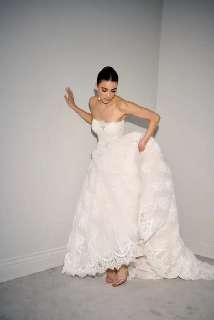 White Classic Eyelash Lace A Line Wedding Dress for Bride SW700