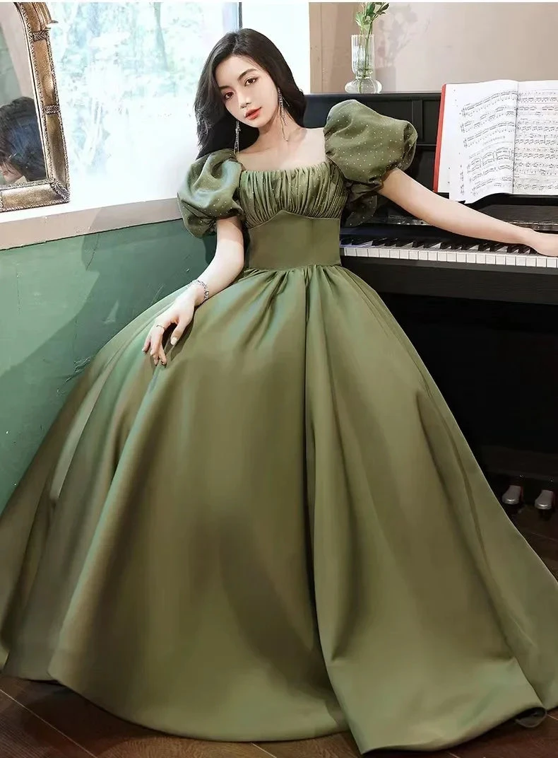 Green Evening Dress Temperament Long Bubble Sleeve Princess Dress Y4315 by simplepromdress