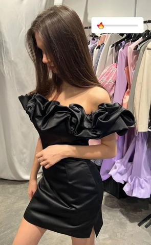 Off Shoulder Short Sleeve Frill Mini Dress Hot Sale Black Homecoming Dress Y400