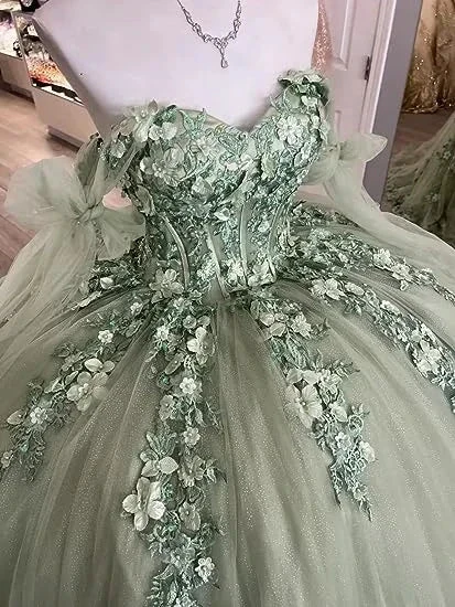 Women's Spaghetti Quinceanera Ball Gown Lace Applique for Sweet 15 16 Dresses Y3038 by simplepromdress