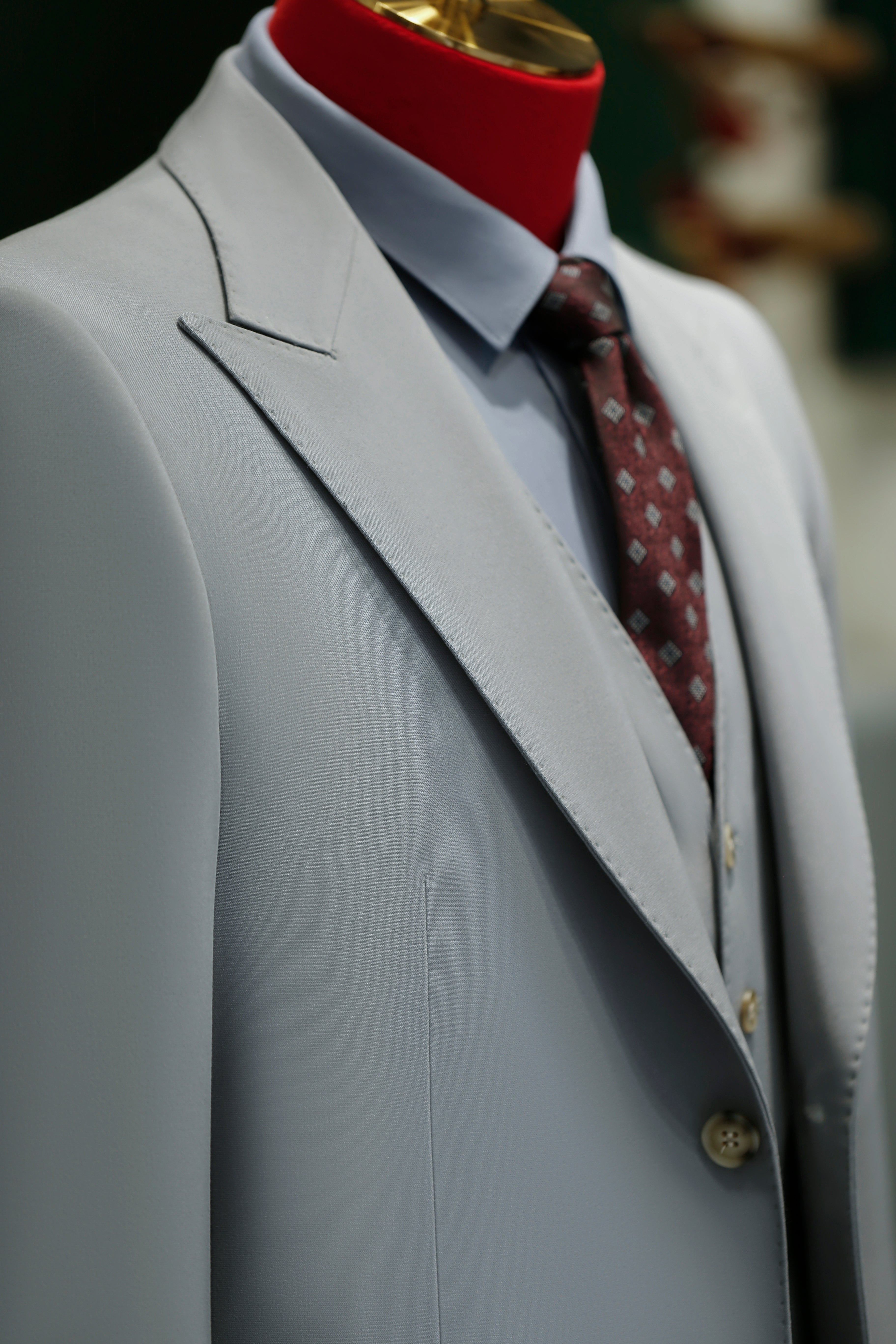 Three-Piece Light Grey Wool Suit | Tailored Formal Groom & Business Suit by 男装
