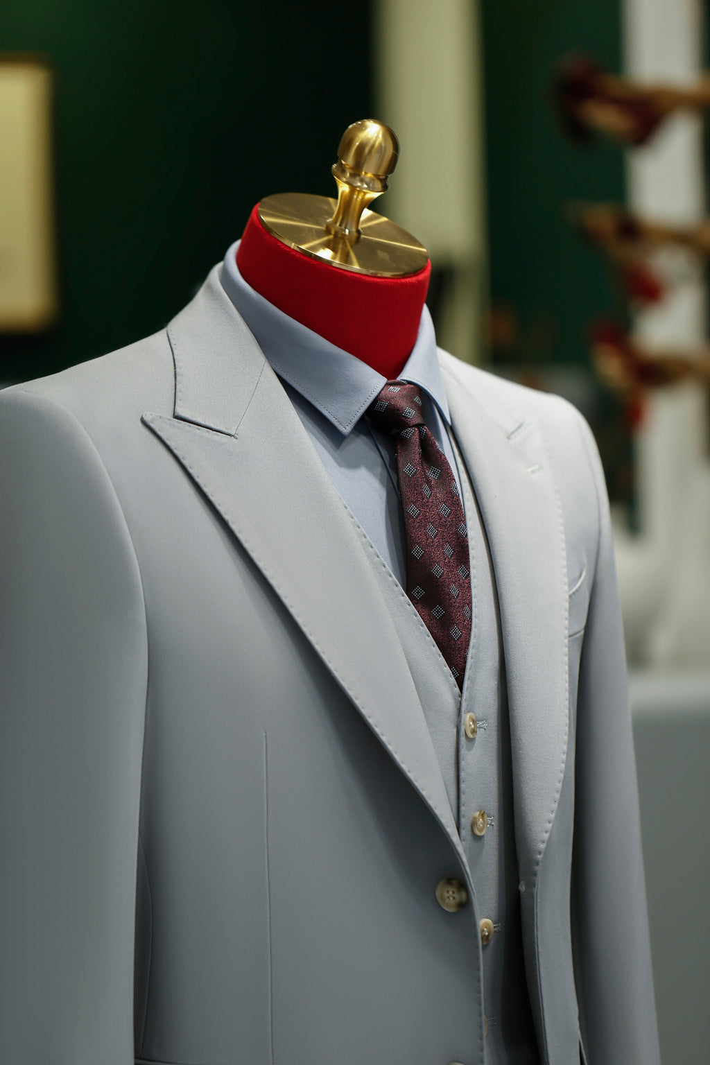 Three-Piece Light Grey Wool Suit | Tailored Formal Groom & Business Suit by 男装