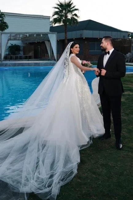 A-Line Charming V-Neck Sleeveless Tulle Floor-Length Wedding Dresses with Appliques by misshow.com