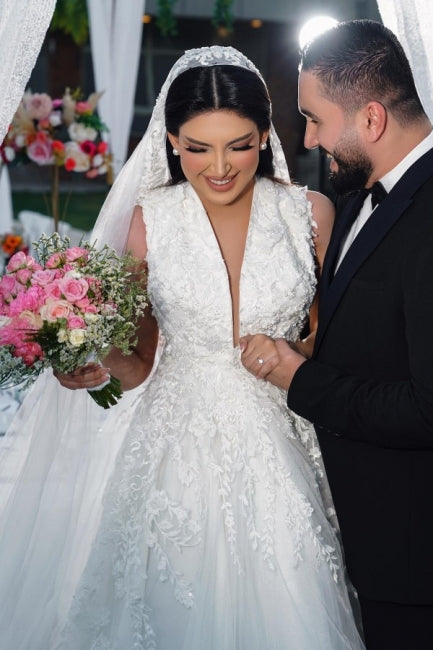 A-Line Charming V-Neck Sleeveless Tulle Floor-Length Wedding Dresses with Appliques Hover Image