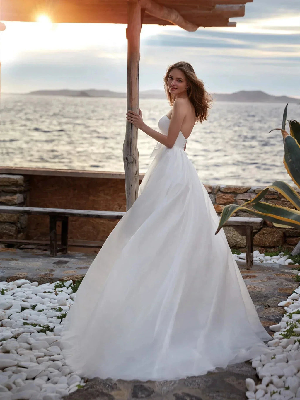 A-Line Gorgeous Round Neck Wedding Dresses Women's Sexy Sleeveless Formal Beach Party Bridal Gowns Plus Size Vestido De Casament by payinti