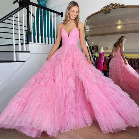 Alianna | Vestido de fiesta de tul escalonado con tirantes finos y corte A 