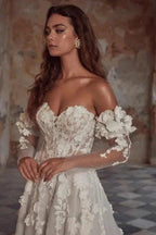 A-Line Sweetheart Floor-Length Strapless Tulle Wedding Dresses with Appliques by misshow.com