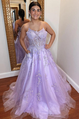 A-Linie, lavendelfarbenes Ball- und Abendkleid mit Tüllapplikationen und Schnürung am Rücken, PSK429