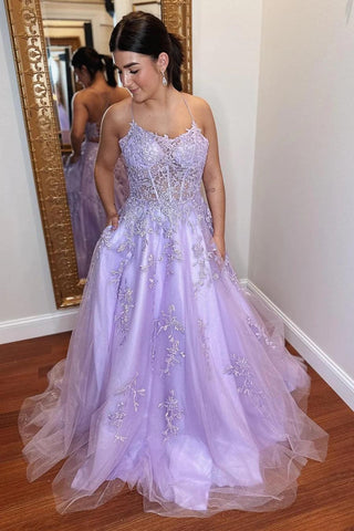 A-Linie, lavendelfarbenes Ball- und Abendkleid mit Tüllapplikationen und Schnürung am Rücken, PSK429