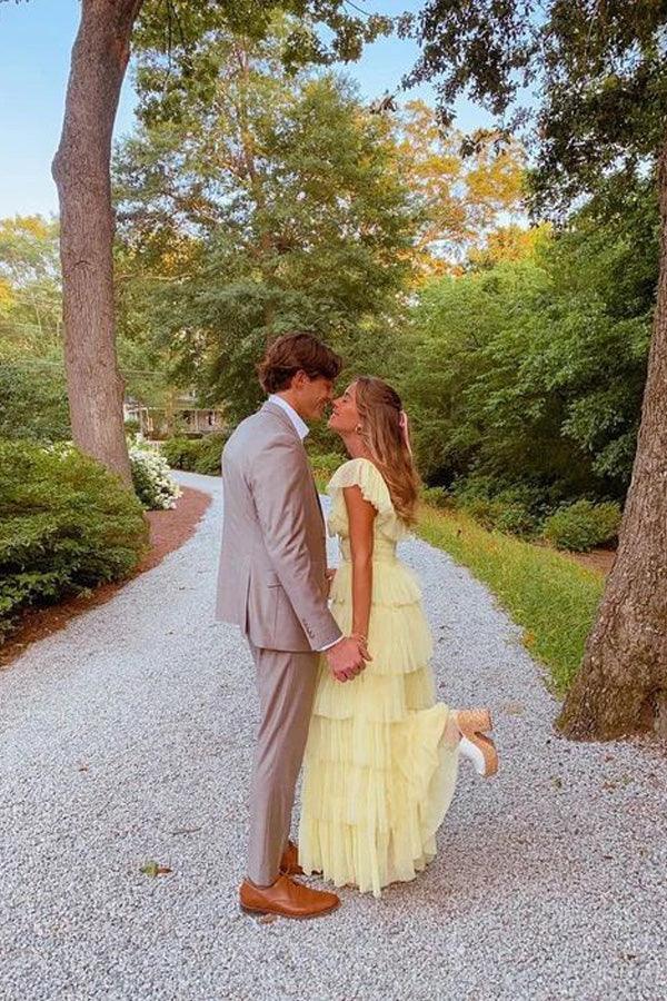 Abito lungo giallo da cerimonia a strati in tulle a linea ad A, modello PSK599