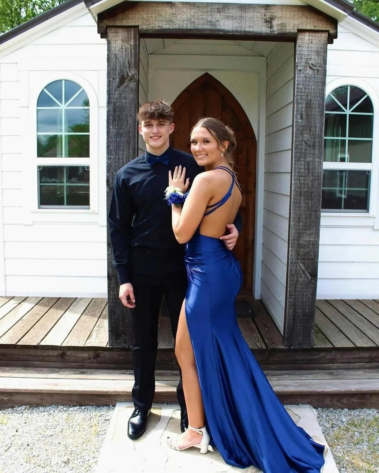 Amazing Column Satin Scoop Sleeveless Blue Prom Dresses With Appliques Split Front by misshow.com