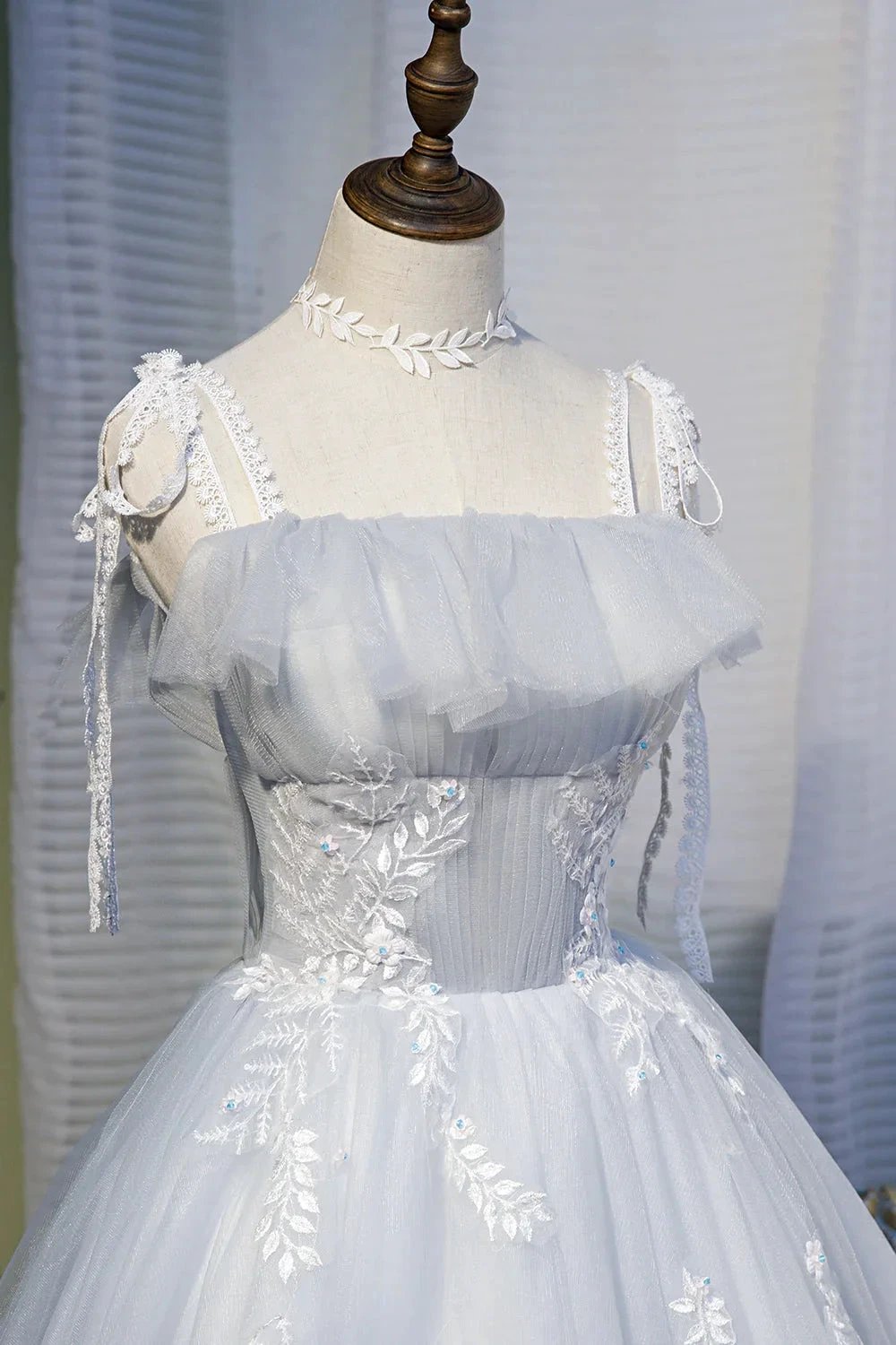 Chic Sleeveless Lace Appliques Tulle Princess Homecoming Dresses by Cicinia