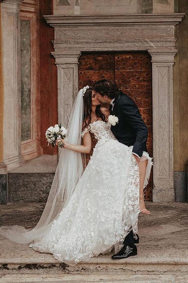 Ball Gown Off the Shoulder Tulle Wedding Dresses with Lace Appliques WD582 Main Image