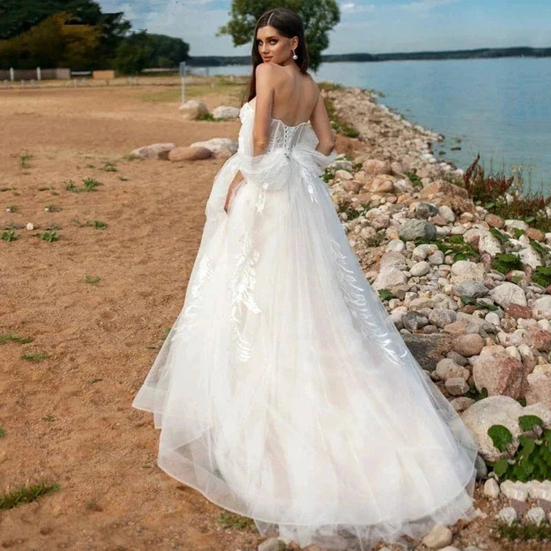 Beach Sweetheart Wedding Dresses For Women 2023 Bride Modern Lace A-LineAppliques Bridal Gown Off The Shoulder Robe De Mariée by payinti
