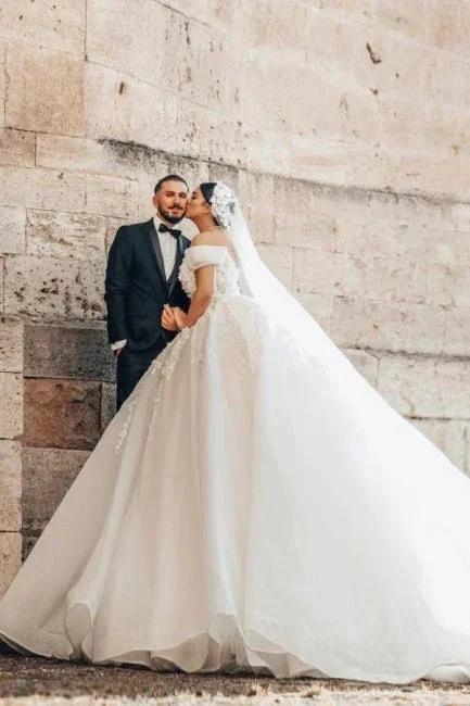 Beautiful Long A-Line Off-the-shoulder Sleeveless Wedding Dresses with Lace by misshow.com
