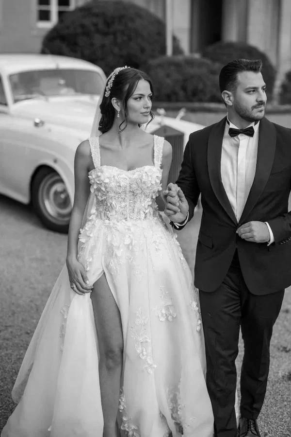 Beautiful Long A-line Split Front Sleeveless Wedding Dresses with Lace by misshow.com