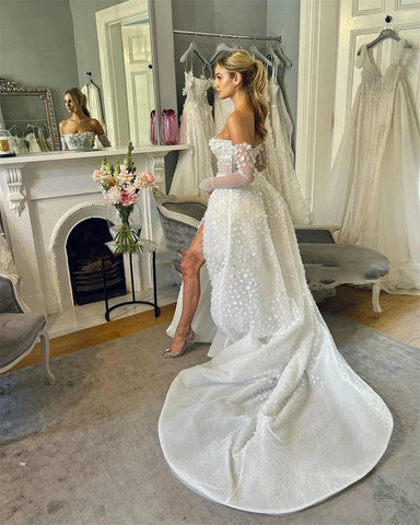 Schöne sexy langärmelige Brautkleider Spaghetti-Trägern einfache weiße rückenfreie Falte High Split Prinzessin Brautkleider 2024