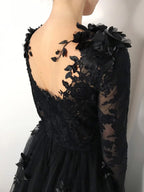 Black Luxury Gothic Wedding Dress 3D Floral Lace Tulle Sweep Train SW551