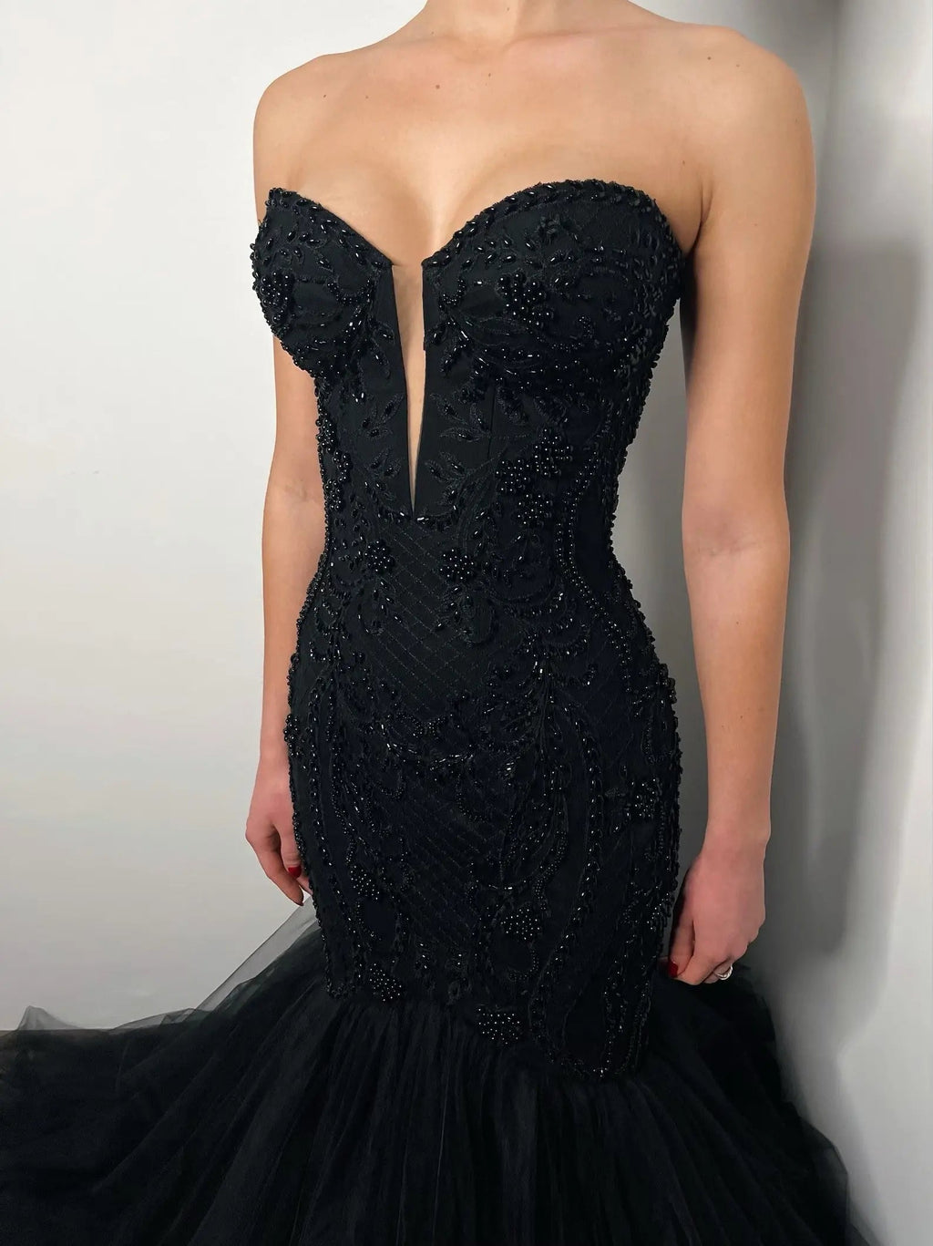Black Luxury Gothic Wedding Dress Mermaid Beaded Lace Tassel Cape  SW554