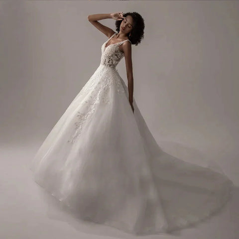 Boho Lace Appliques Wedding Dresses A Line Fuffy Tulle Ball Gowns Sleeveless V Neck Formal Bride Beach Party Vestido De Novia