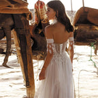 Vestidos de Noiva de Praia em Tule com Renda Boémia, Borlas, Decote Coração, Ombros Descobertos, Corte em A, Ilusão, Atados nas Costas, Sem Costas, Vestidos Nupciais 2023