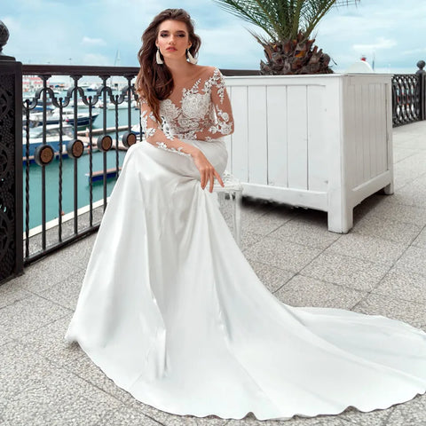 Mermaid Wedding Dresses Long Sleeves Sheer Scoop Neckline Applique Satin Buttons Back Beach Bridal Gowns Sweep Train 2023