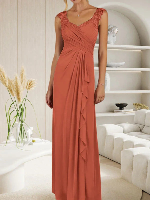 Vestido de malla plisada con escote corazón y corte en A color champán