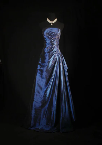 Gorgeous Strapless Ball Gown Navy Blue Satin Appliques A Line Prom Evening Dress Y7807