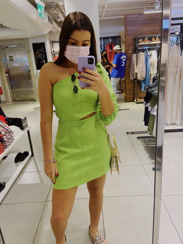 Schönes grünes Homecoming-Kleid mit einem Ärmel, grünes Cocktailkleid Y2215