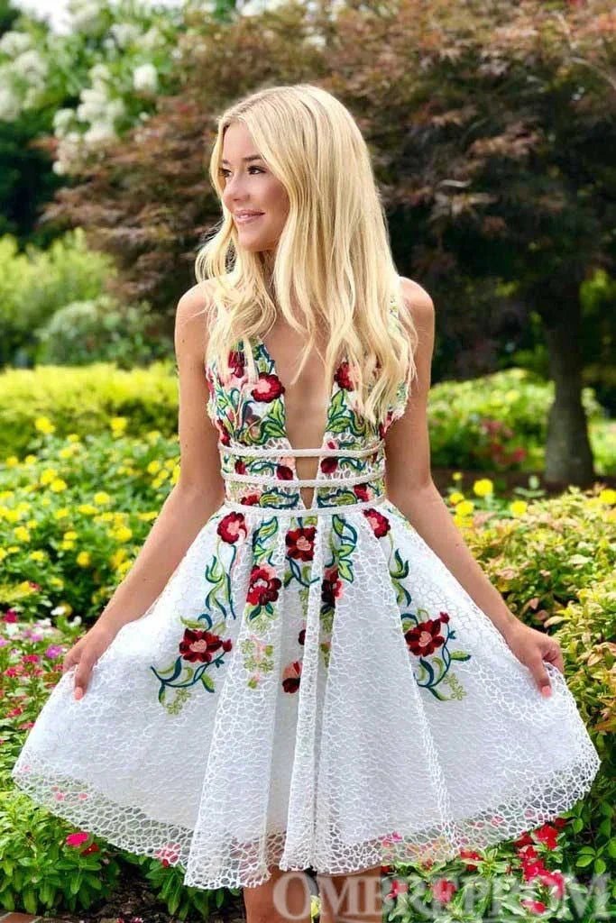 Charming V Neck Lace Short Prom Dresses with Embroidery by Ombreprom