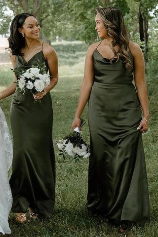 Vestido de dama de honor color champán con cuello vuelto y tirantes finos BD123