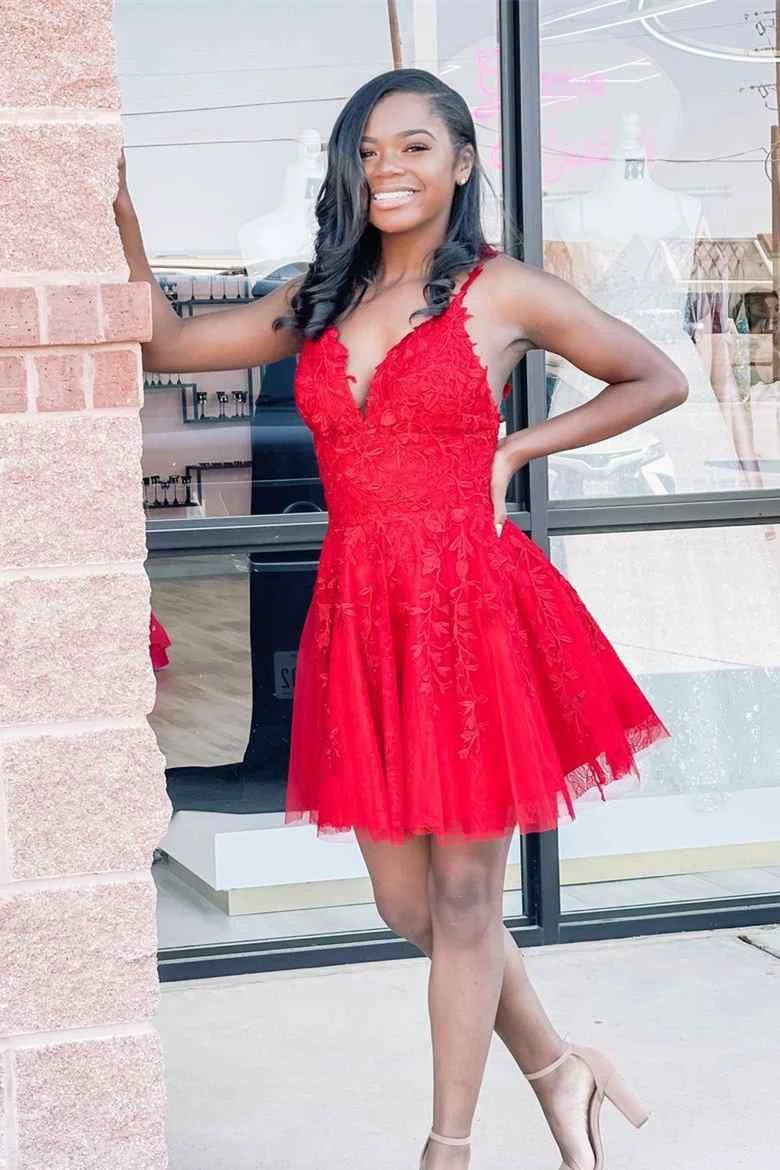 Pretty A-line Lace Appliques Short Prom Dresses Homecoming Dresses by Ombreprom